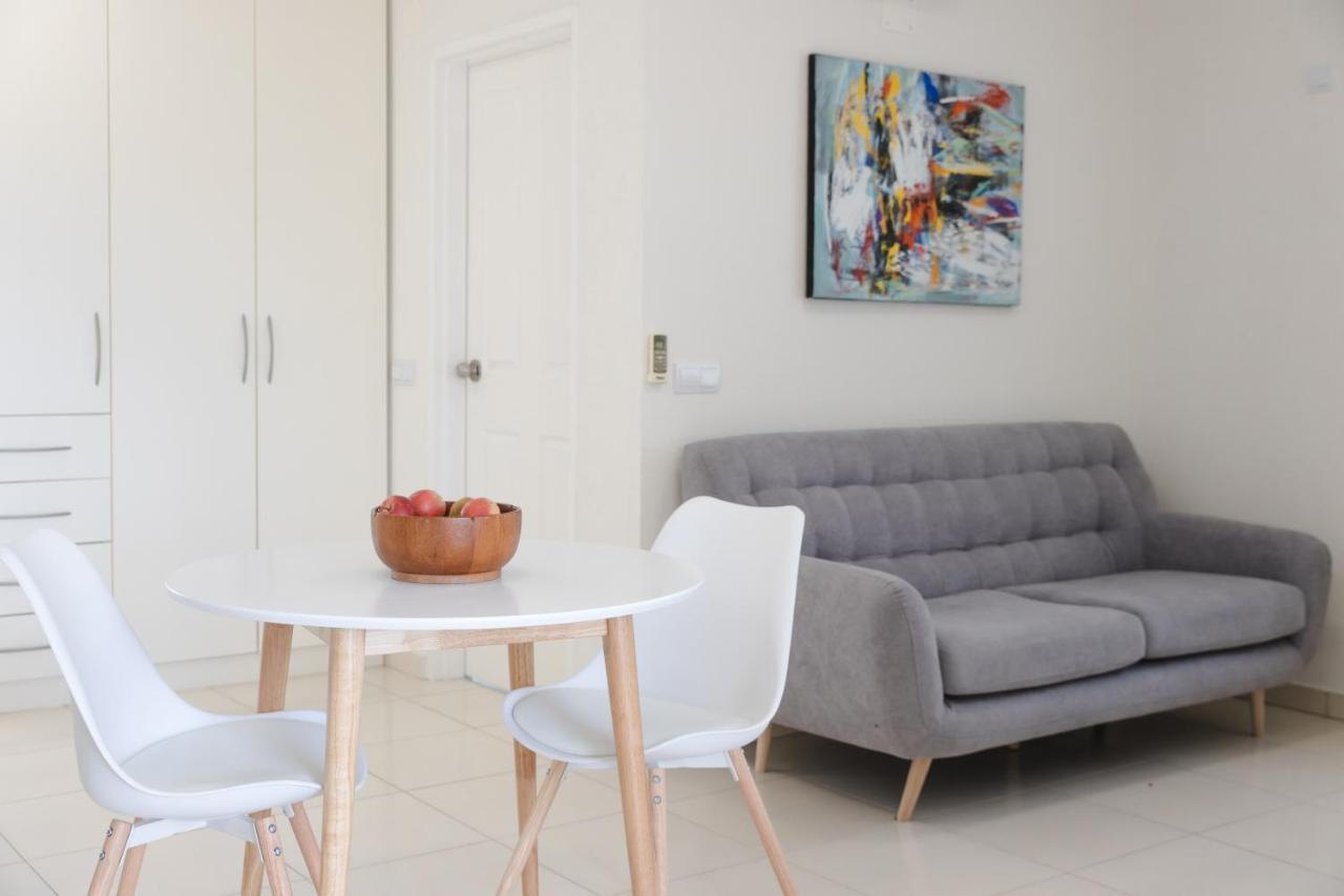 Kis Residence - Adults Only Kneza Exterior foto